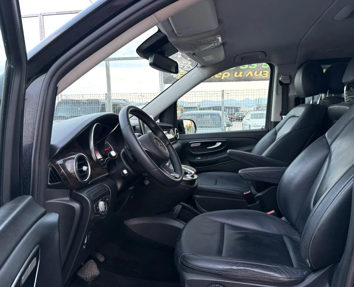 Mercedes-Benz V 250 MAYBACH EXTRA LONG, снимка 8 - Бусове и автобуси - 56039254