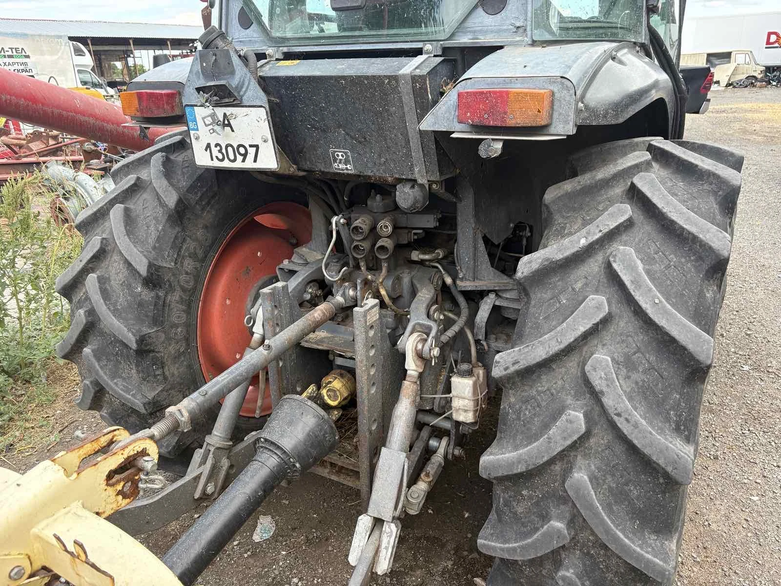 Трактор Kubota M 8540 N  - изображение 5