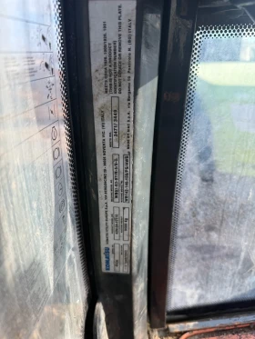 Багер Komatsu WB91, снимка 5