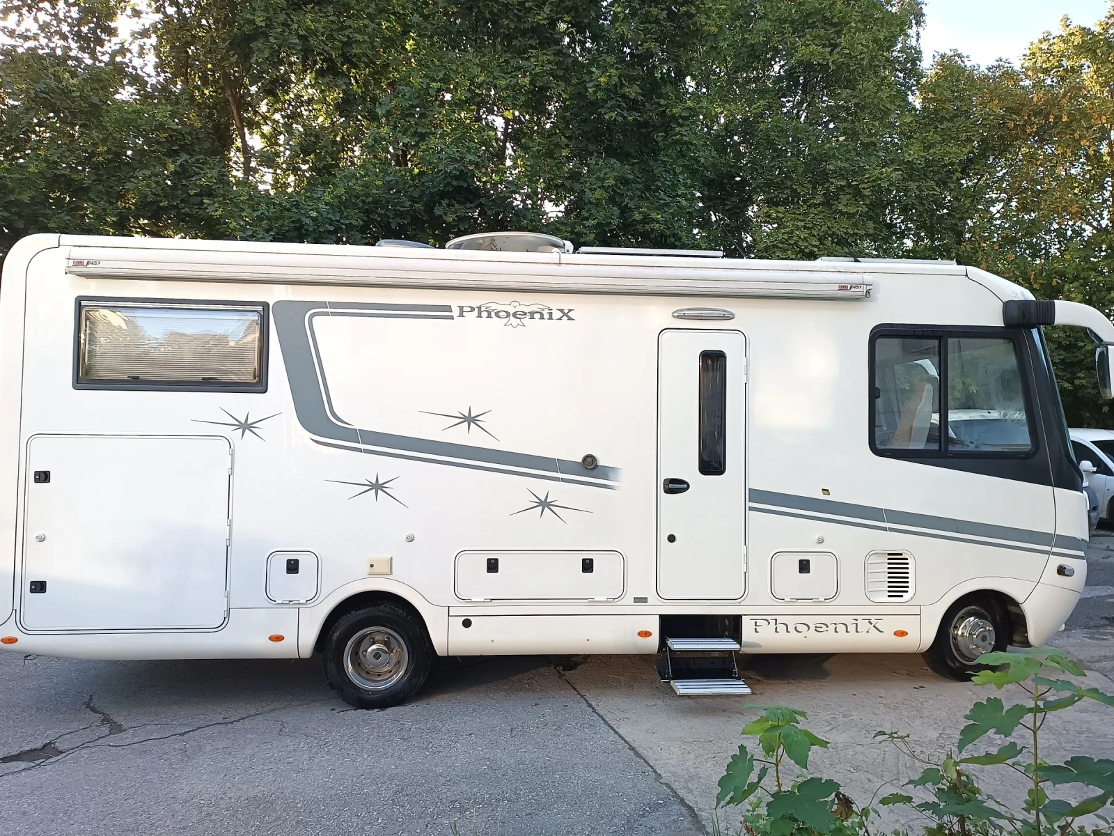������ Phoenix Liner 8000 | Mobile.bg � ����������� 14
