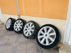        225/45R18  Mini