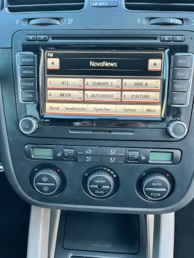 VW Golf BICENTENARY/1.9/BKC/6 ск/GTI PACK/Кожа/Navi/Xenon, снимка 12