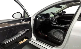 Kia K5, снимка 10