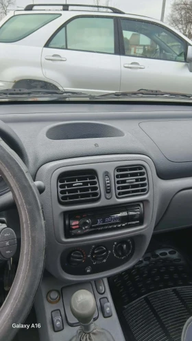 Renault Clio - 1300 € / 2542.58 лв. - 89626937 5