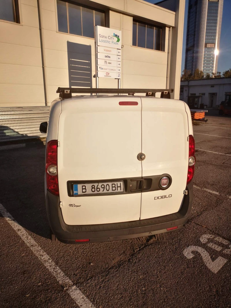 Fiat Doblo 1.3 MULTIJET, снимка 8 - Автомобили и джипове - 48647357