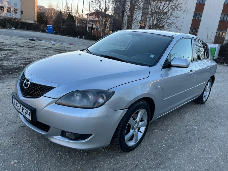 Mazda 3 FACELIFT/ВСИЧКО ПЛАТЕНО/4 ЛЕТНИ ГУМИ/ОБСЛУЖЕНА , снимка 4 - Автомобили и джипове - 48510798