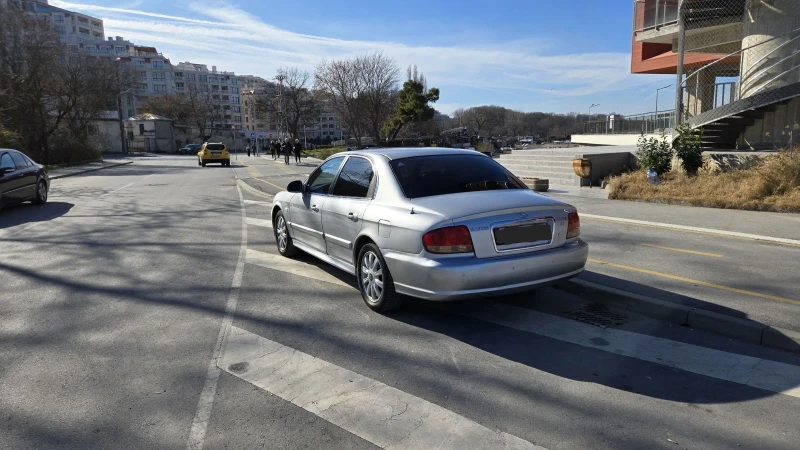 Hyundai Sonata 2.7 V6 173k.c. Газ/Бензин, снимка 3 - Автомобили и джипове - 49416895