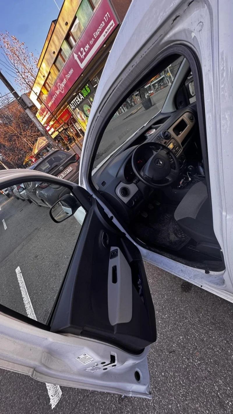 Dacia Dokker, снимка 9 - Автомобили и джипове - 52104684