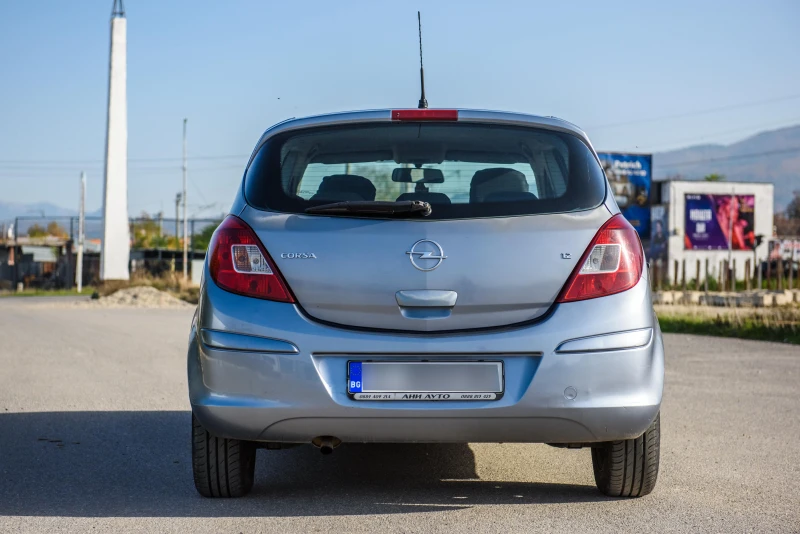Opel Corsa, снимка 4 - Автомобили и джипове - 52479351