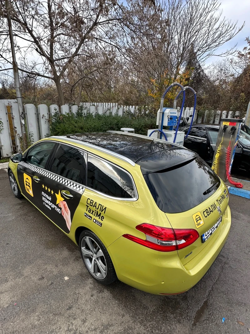 Peugeot 308 Allure/Pano/Full Led//Navi/Keyless/Dis/Hold/Park, снимка 4 - Автомобили и джипове - 52538939