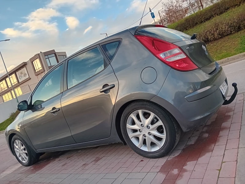 Hyundai I30 1.6i EXCLUSIVE , снимка 6 - Автомобили и джипове - 52676026
