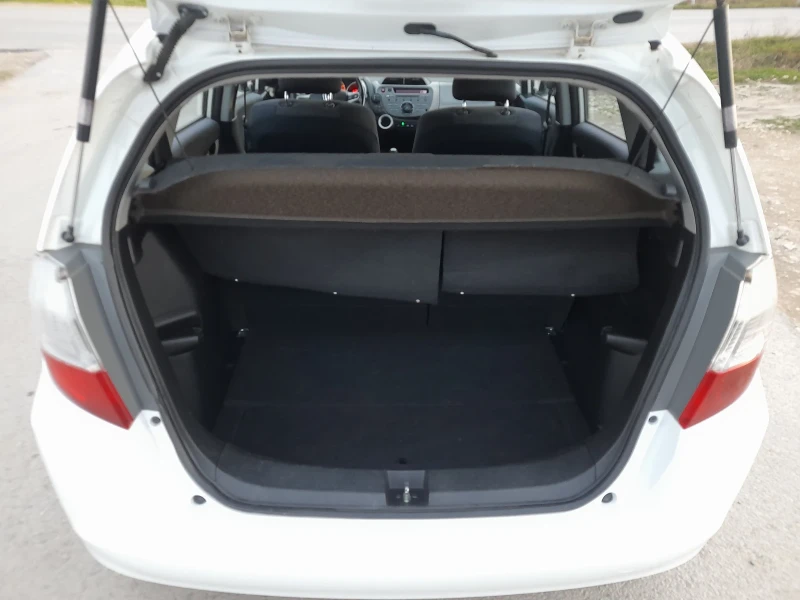 Honda Jazz, снимка 10 - Автомобили и джипове - 53023972