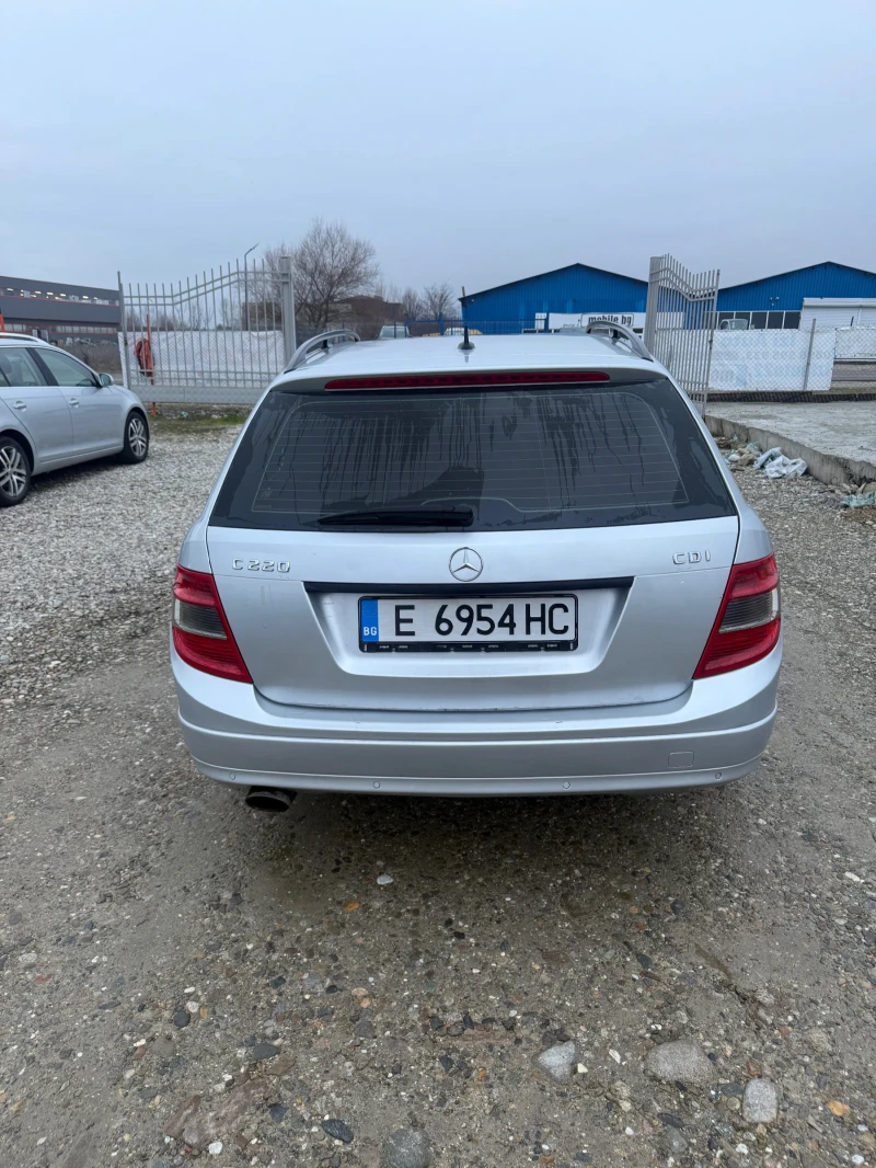 Mercedes-Benz C 220 2.2CDI* автомат* ЛИЗИНГ, снимка 5 - Автомобили и джипове - 53356233