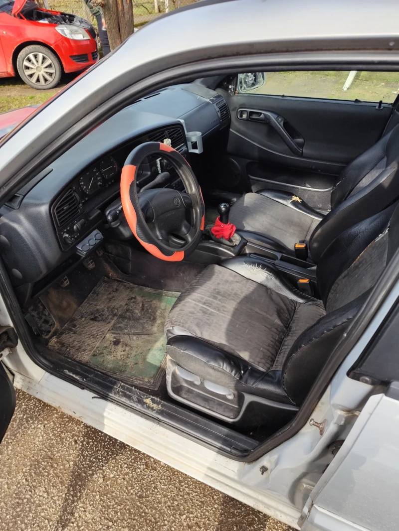 VW Passat, снимка 4 - Автомобили и джипове - 53470071