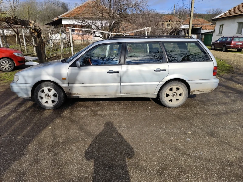 VW Passat, снимка 3 - Автомобили и джипове - 53470071