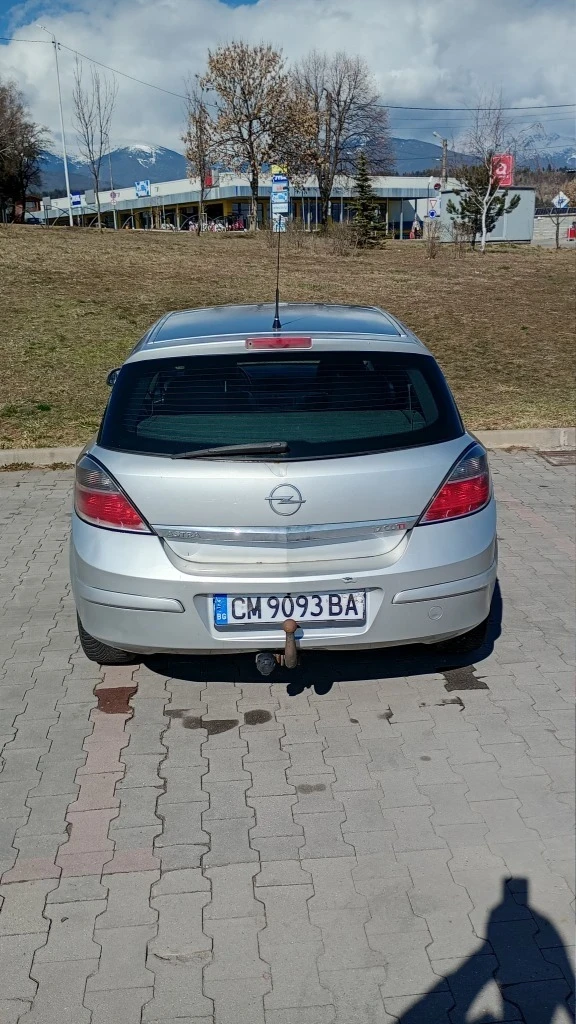 Opel Astra 1.7cdti, снимка 4 - Автомобили и джипове - 55899426