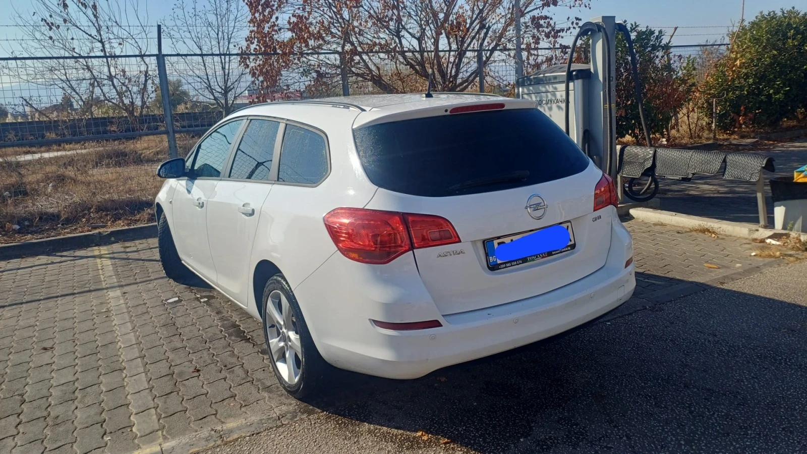 Opel Astra Sport tourer - изображение 5