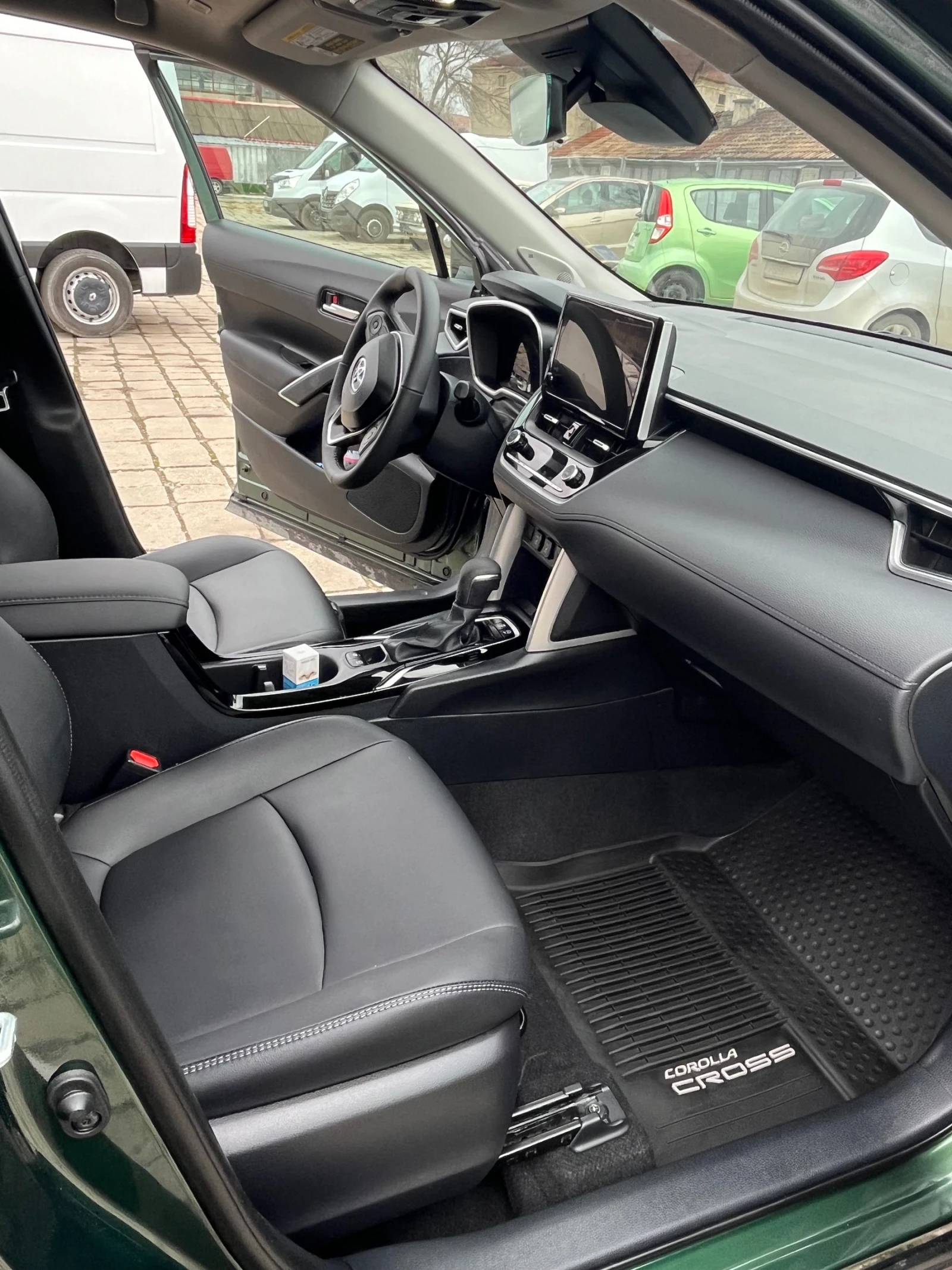 Toyota Corolla Cross XLE | Mobile.bg   16