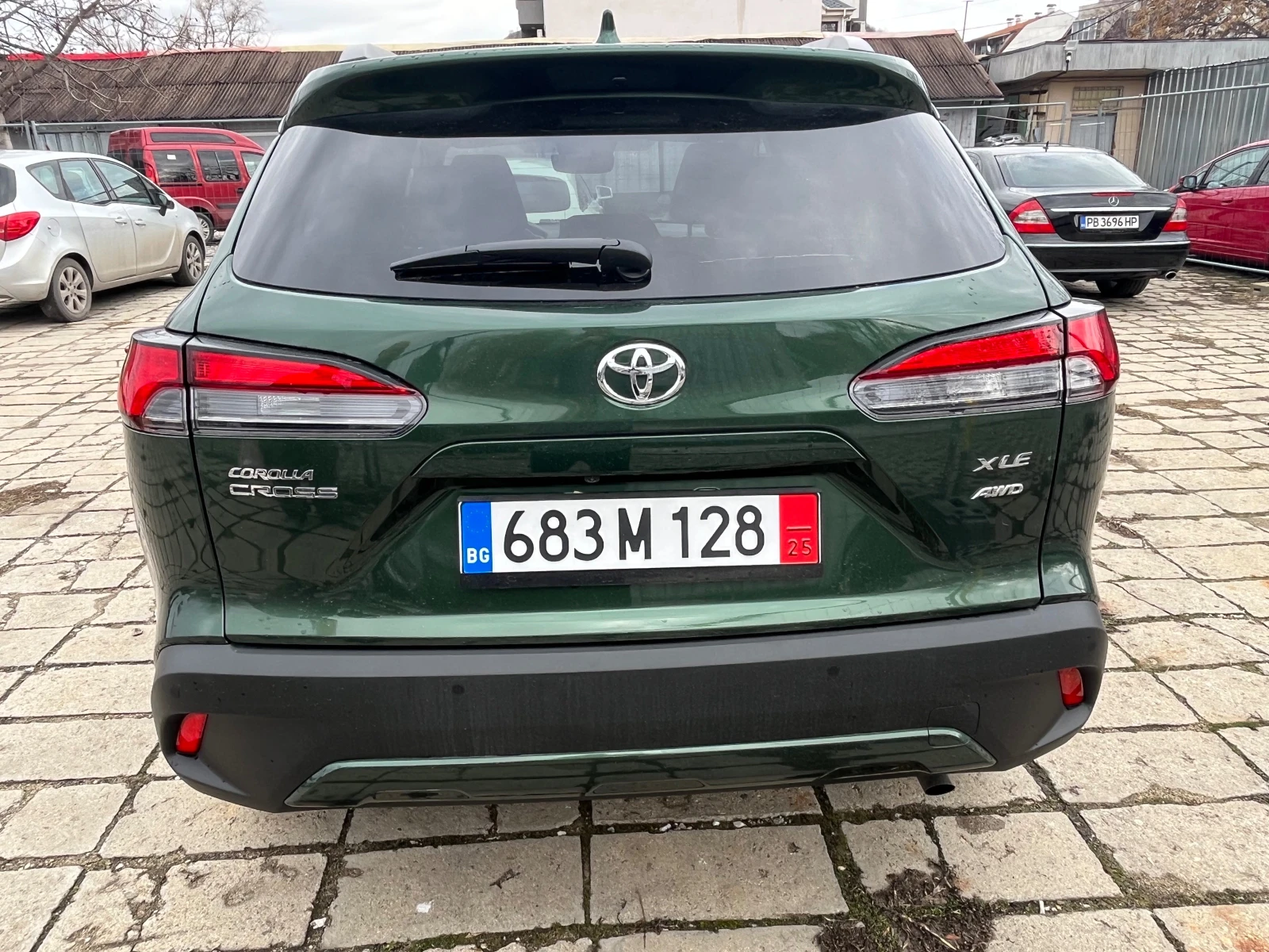 Toyota Corolla Cross XLE - изображение 2