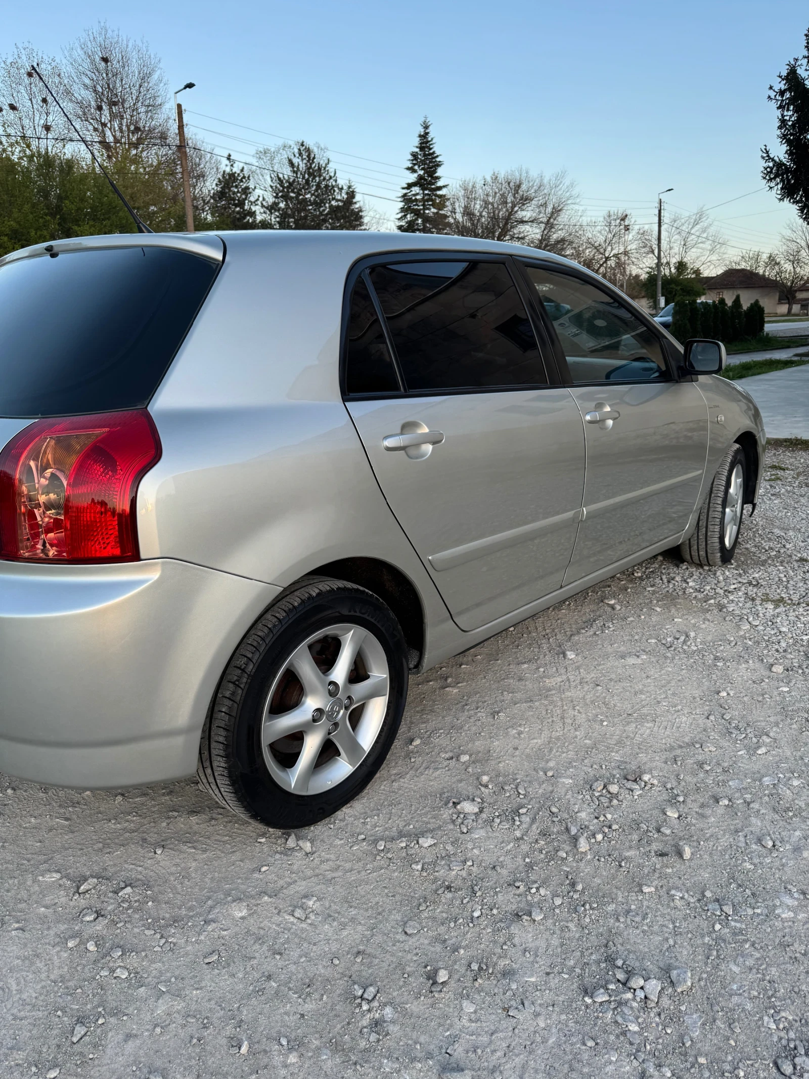 Toyota Corolla 1.4 D4D - изображение 4