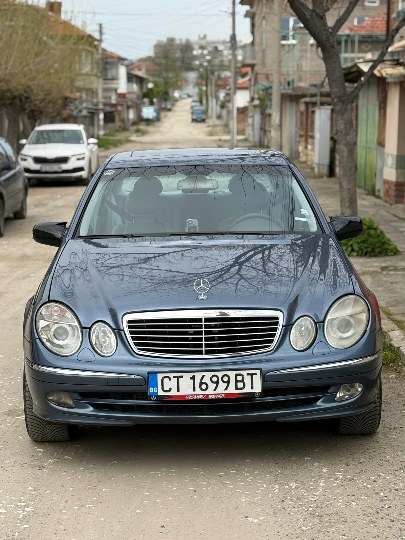 Mercedes-Benz E 320  - изображение 2