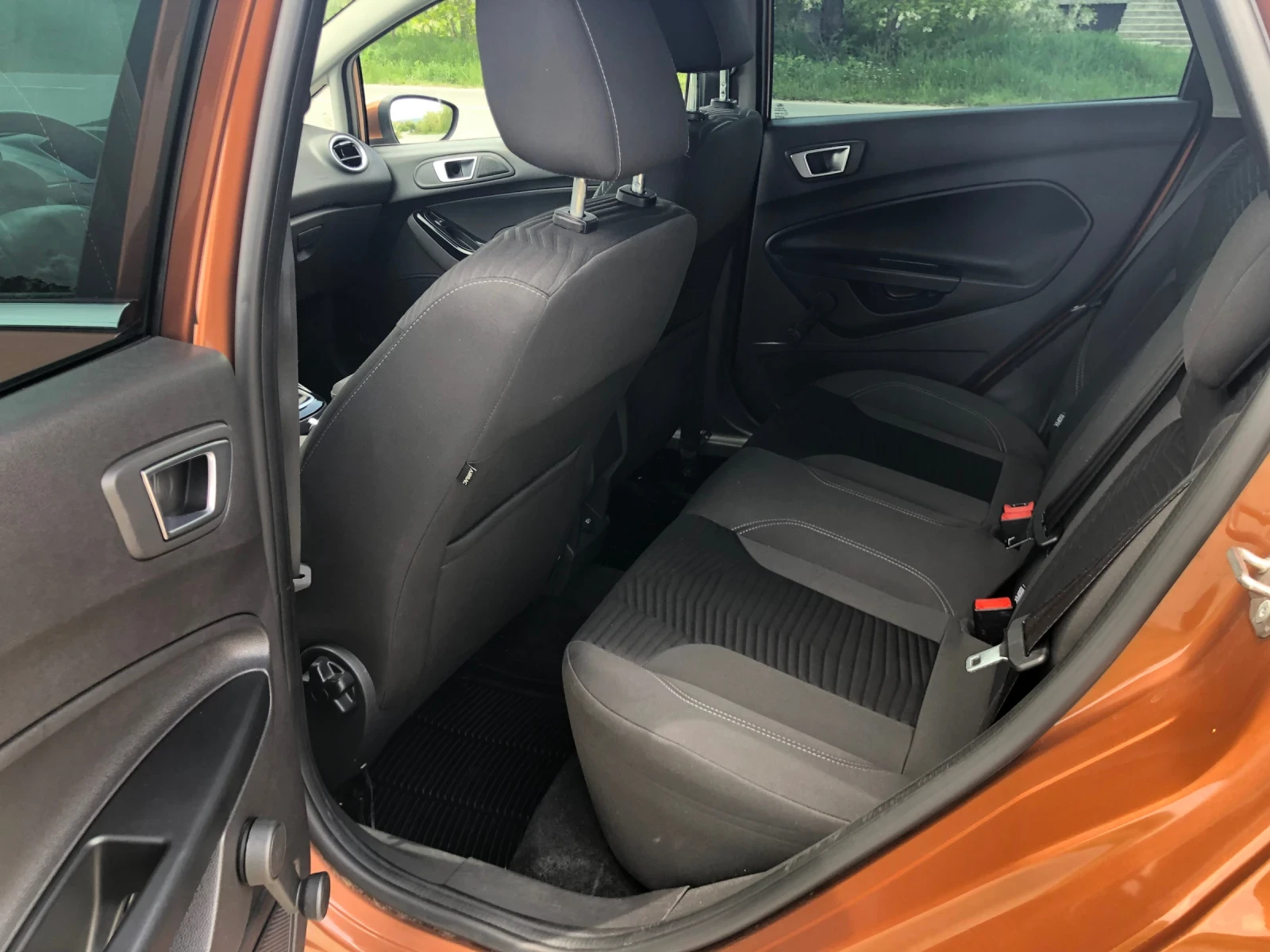 Ford Fiesta  - изображение 7