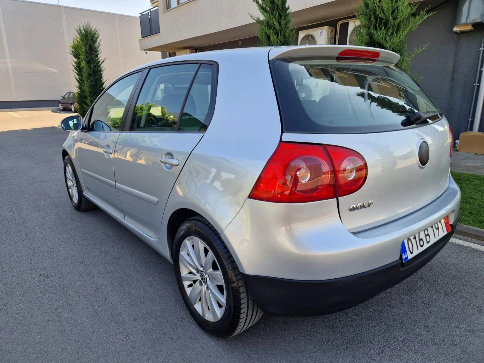 VW Golf 1.4 / 75 к.с. - изображение 4
