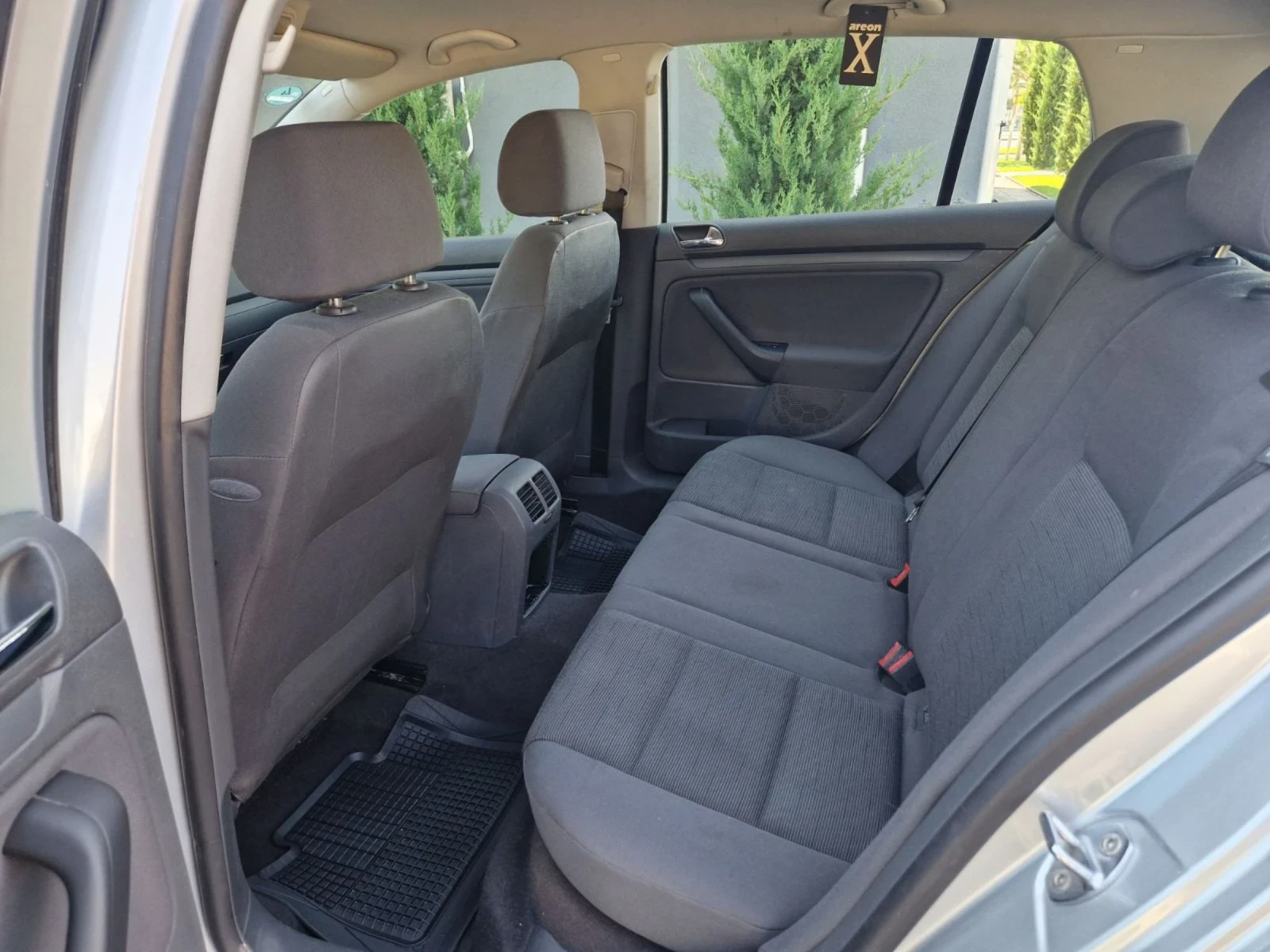 VW Golf 1.4 / 75 к.с. - изображение 8