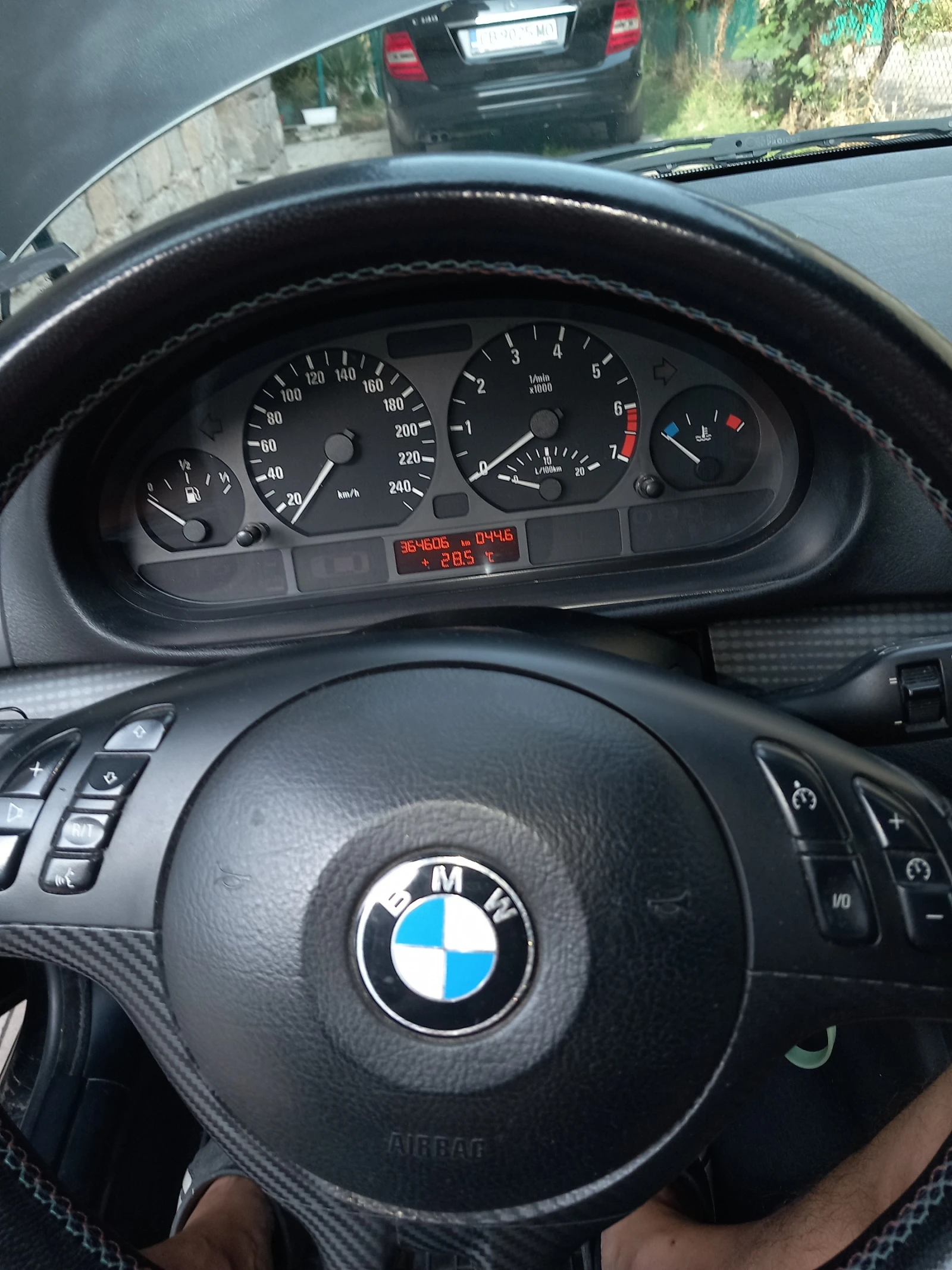 BMW 318 318i - изображение 9