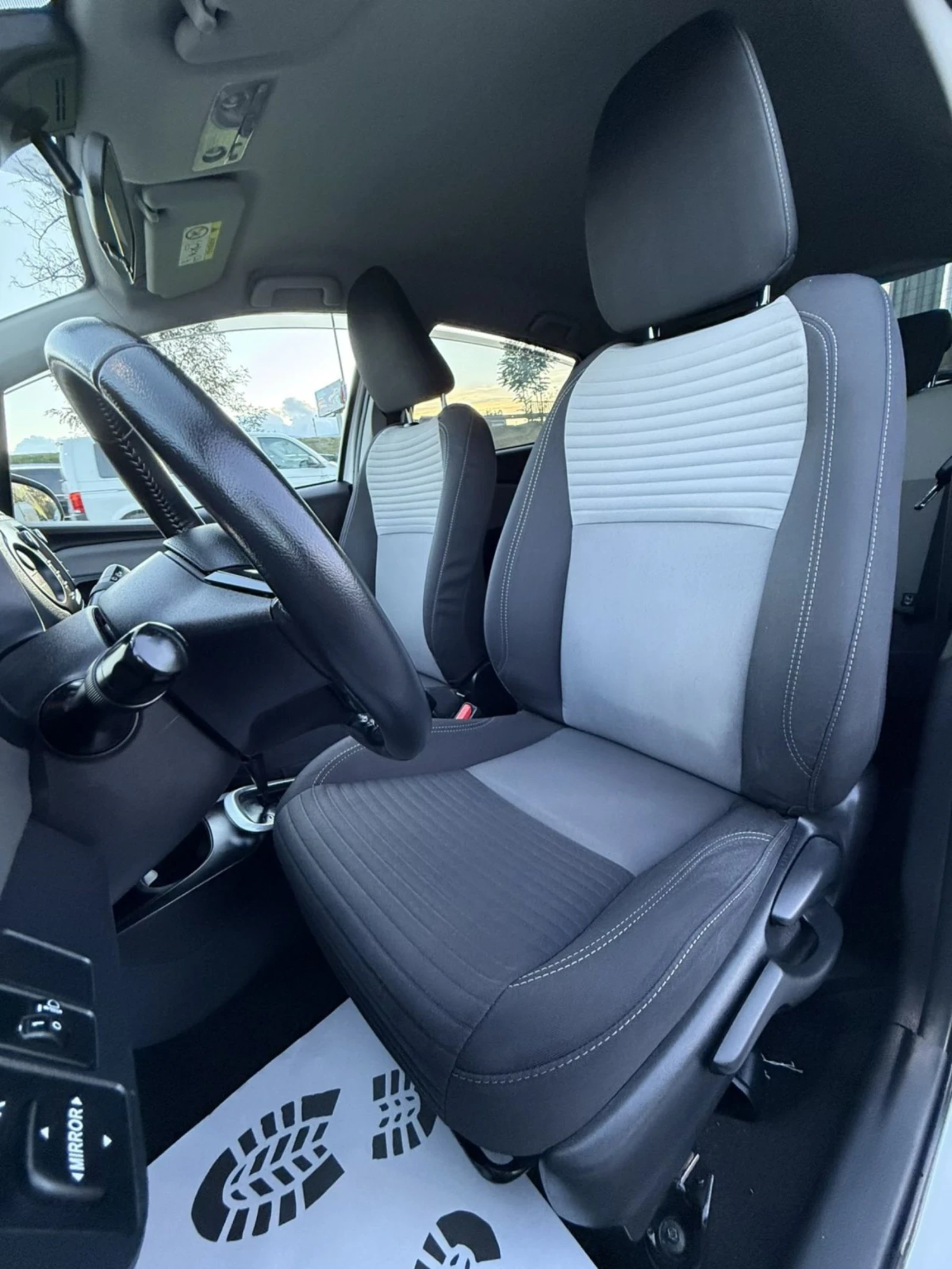 Toyota Yaris HYBRID  | Mobile.bg   8