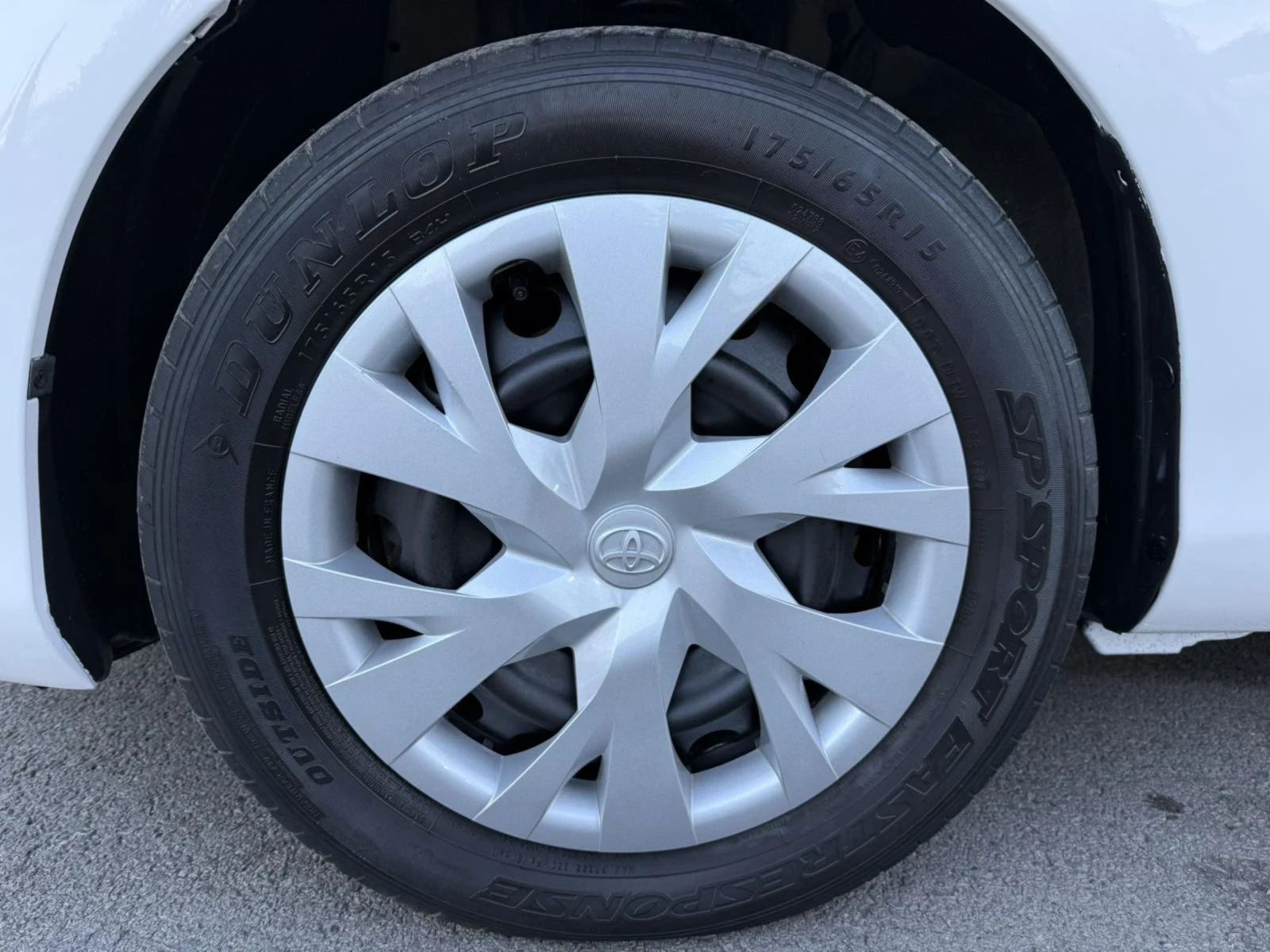 Toyota Yaris HYBRID  | Mobile.bg   15