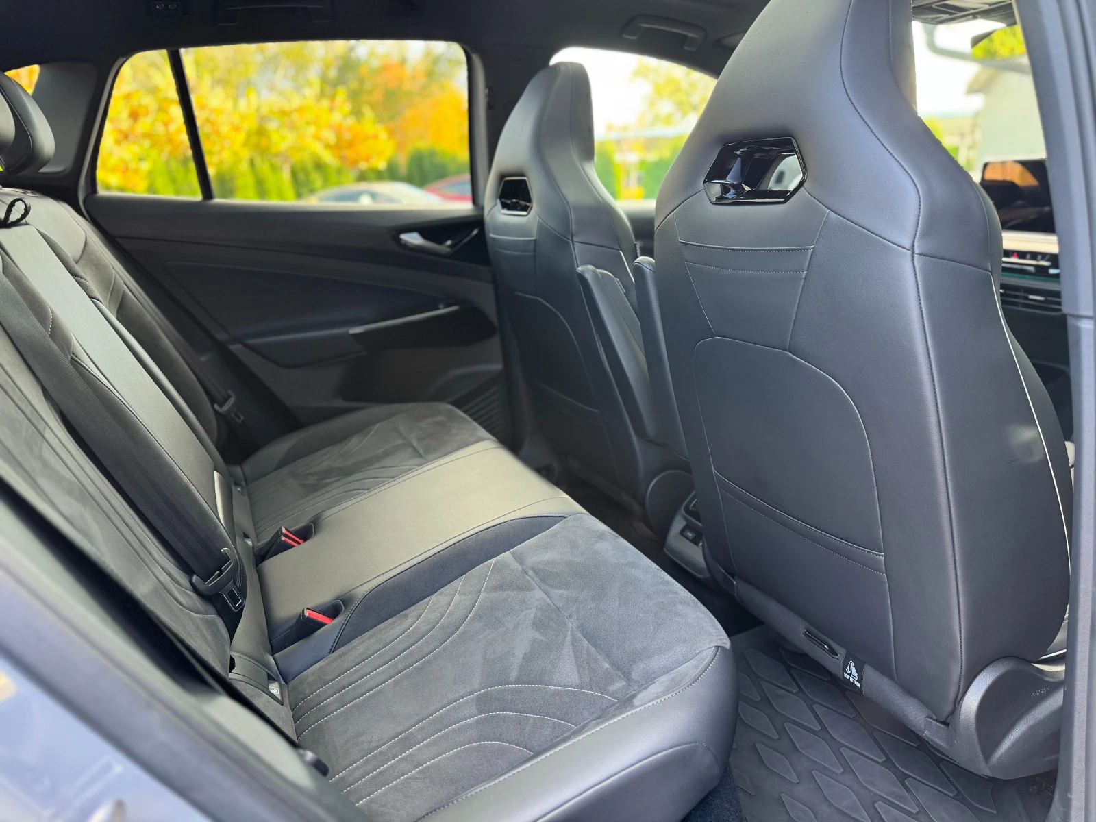 VW ID.4 * GTX* AWD* HEAD-UP* 360* *  | Mobile.bg   14