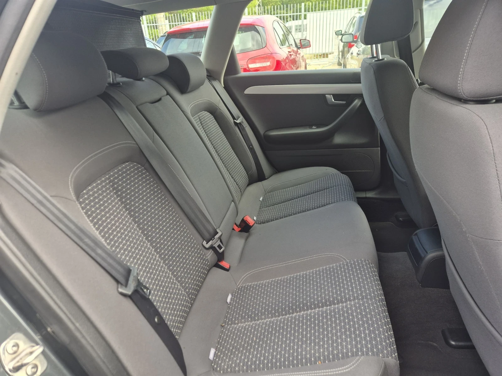 Seat Exeo 2.0TDI, снимка 13 - Автомобили и джипове - 52280707