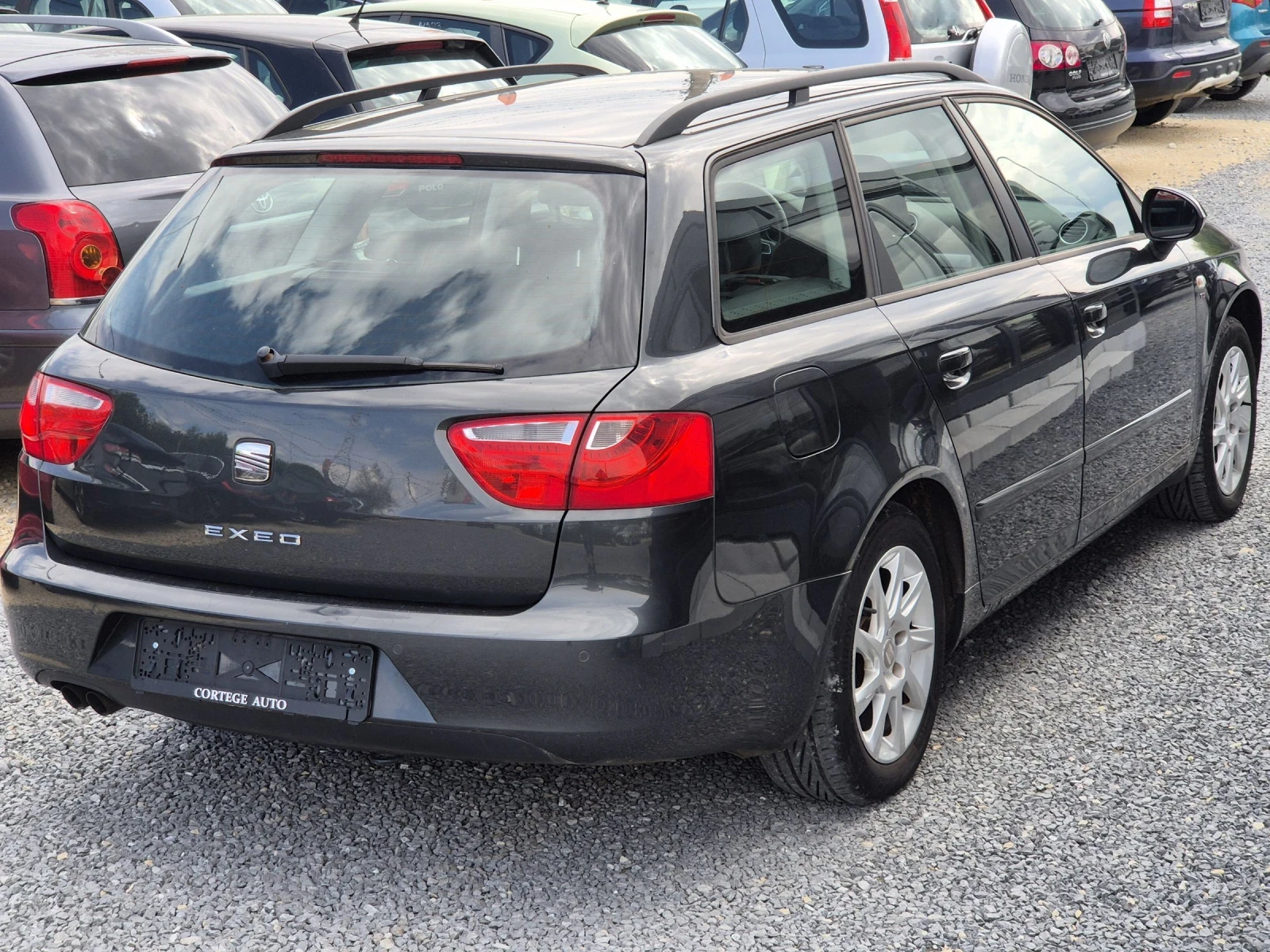 Seat Exeo 2.0TDI, снимка 7 - Автомобили и джипове - 52280707