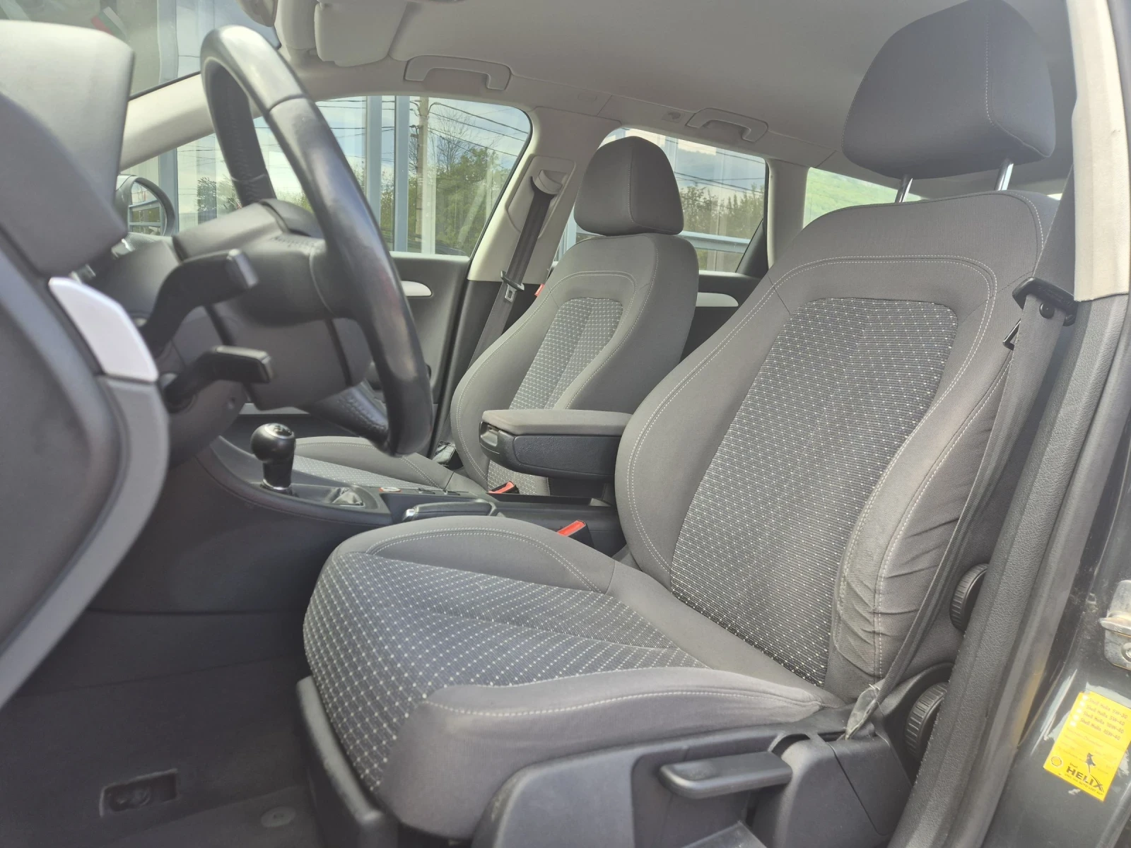 Seat Exeo 2.0TDI, снимка 8 - Автомобили и джипове - 52280707