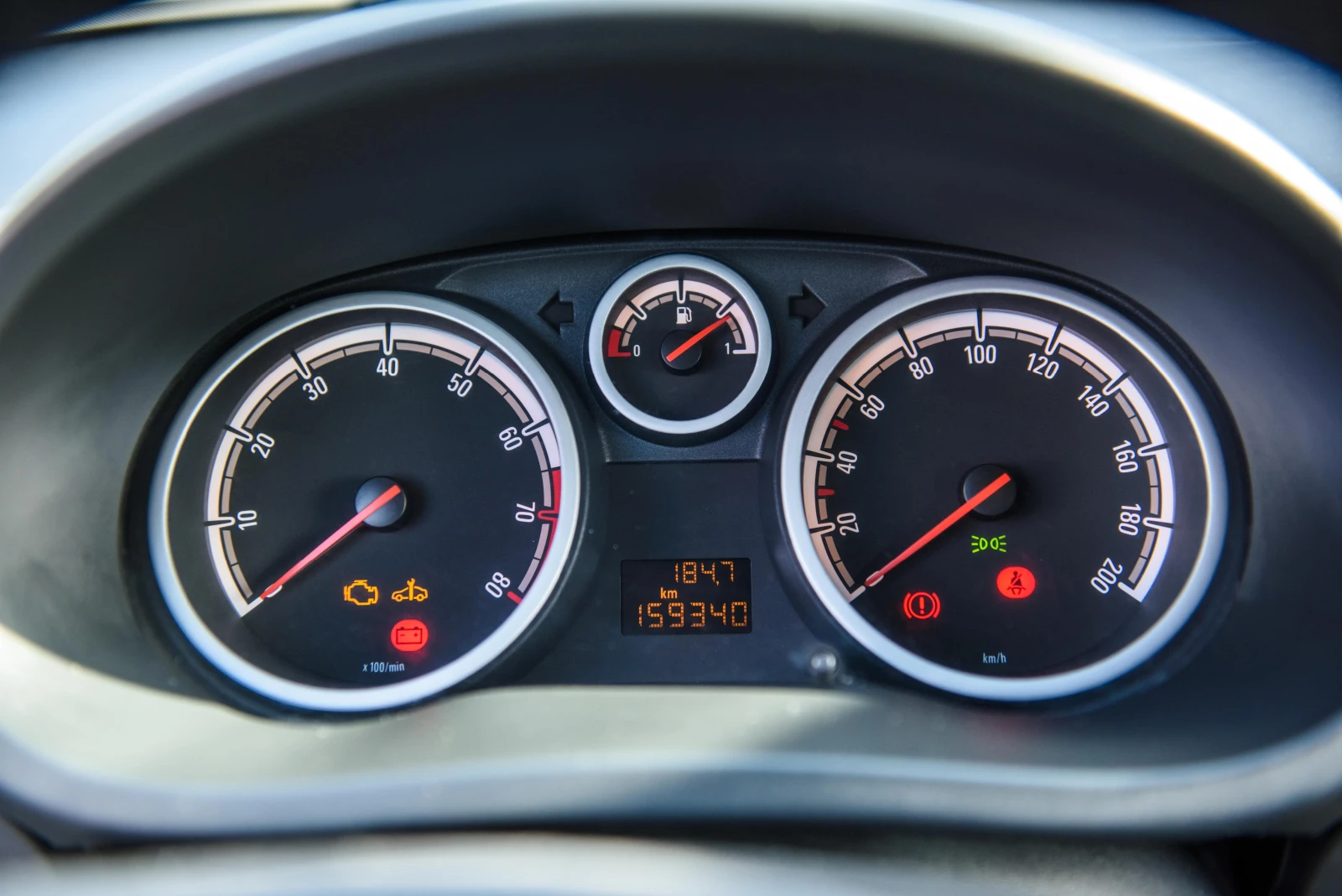 Opel Corsa  - изображение 8