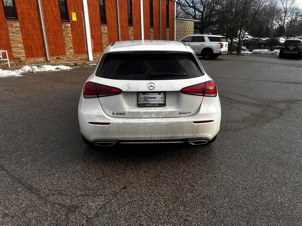 Mercedes-Benz A 250 * CARFAX * БЕЗ ПЪРВОНАЧАЛНА ВНОСКА - изображение 10