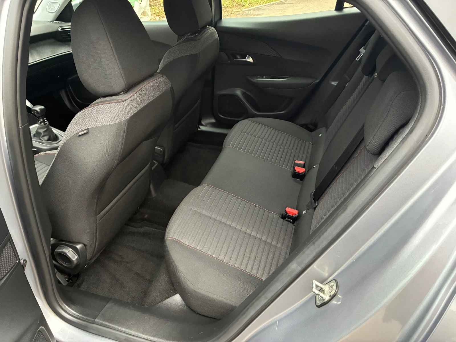 Peugeot 2008 BLUEHDI 100 S&S BVM6 ACTIVE, снимка 14 - Автомобили и джипове - 53757248