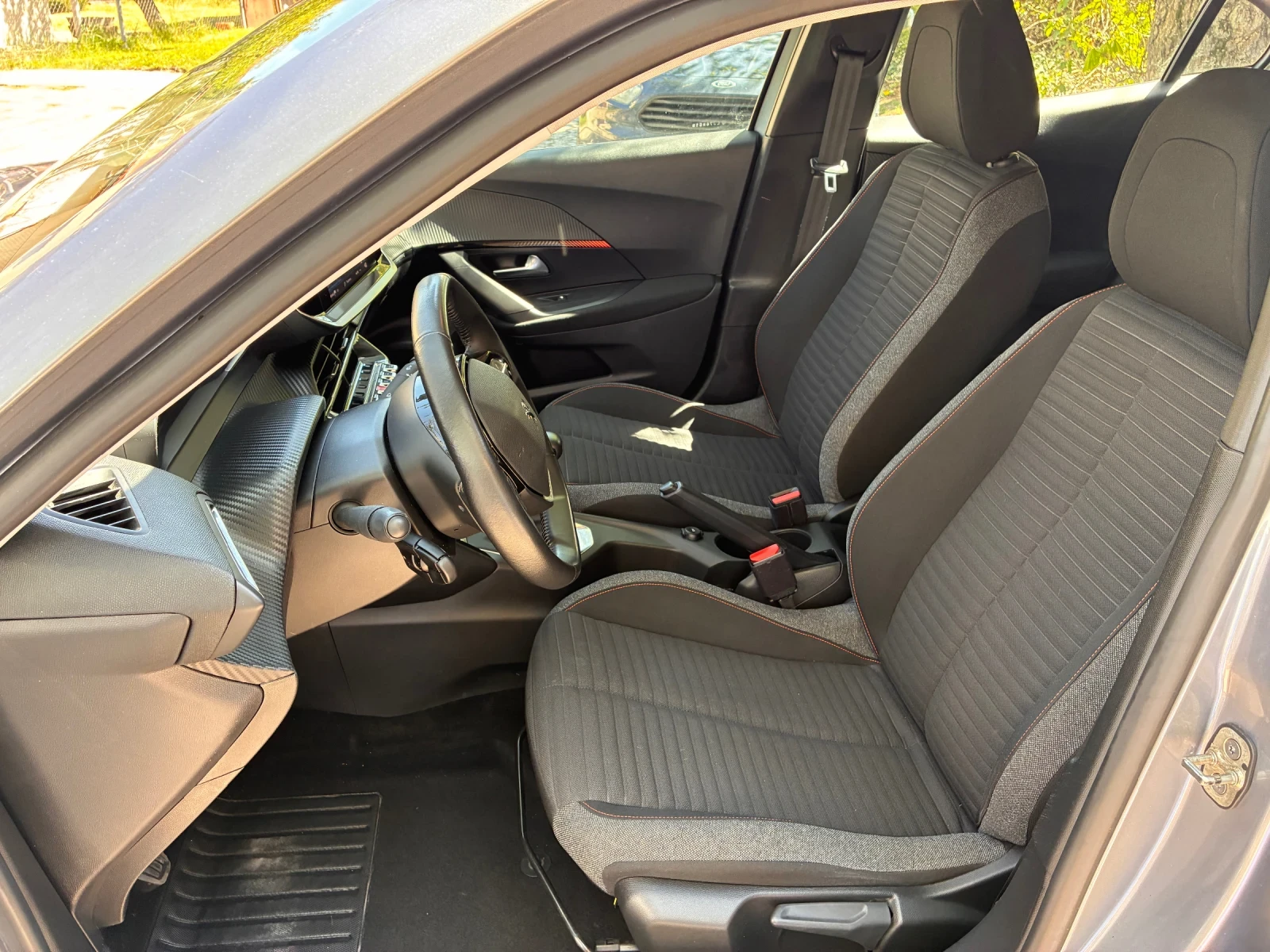 Peugeot 2008 BLUEHDI 1.5 BVM6 ACTIVE, снимка 12 - Автомобили и джипове - 53956718