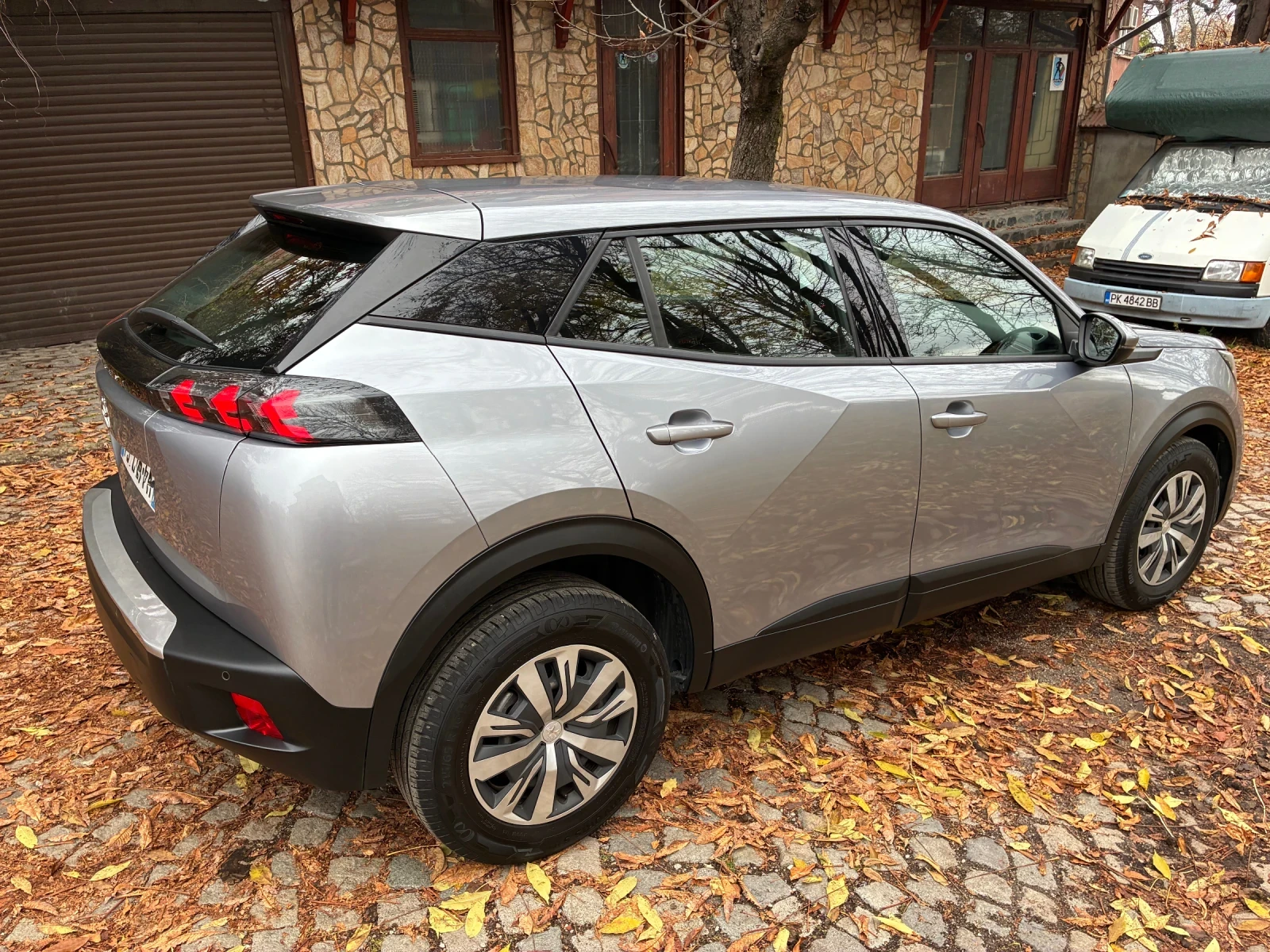 Peugeot 2008 BLUEHDI 100 S&S BVM6 ACTIVE, снимка 3 - Автомобили и джипове - 53757248