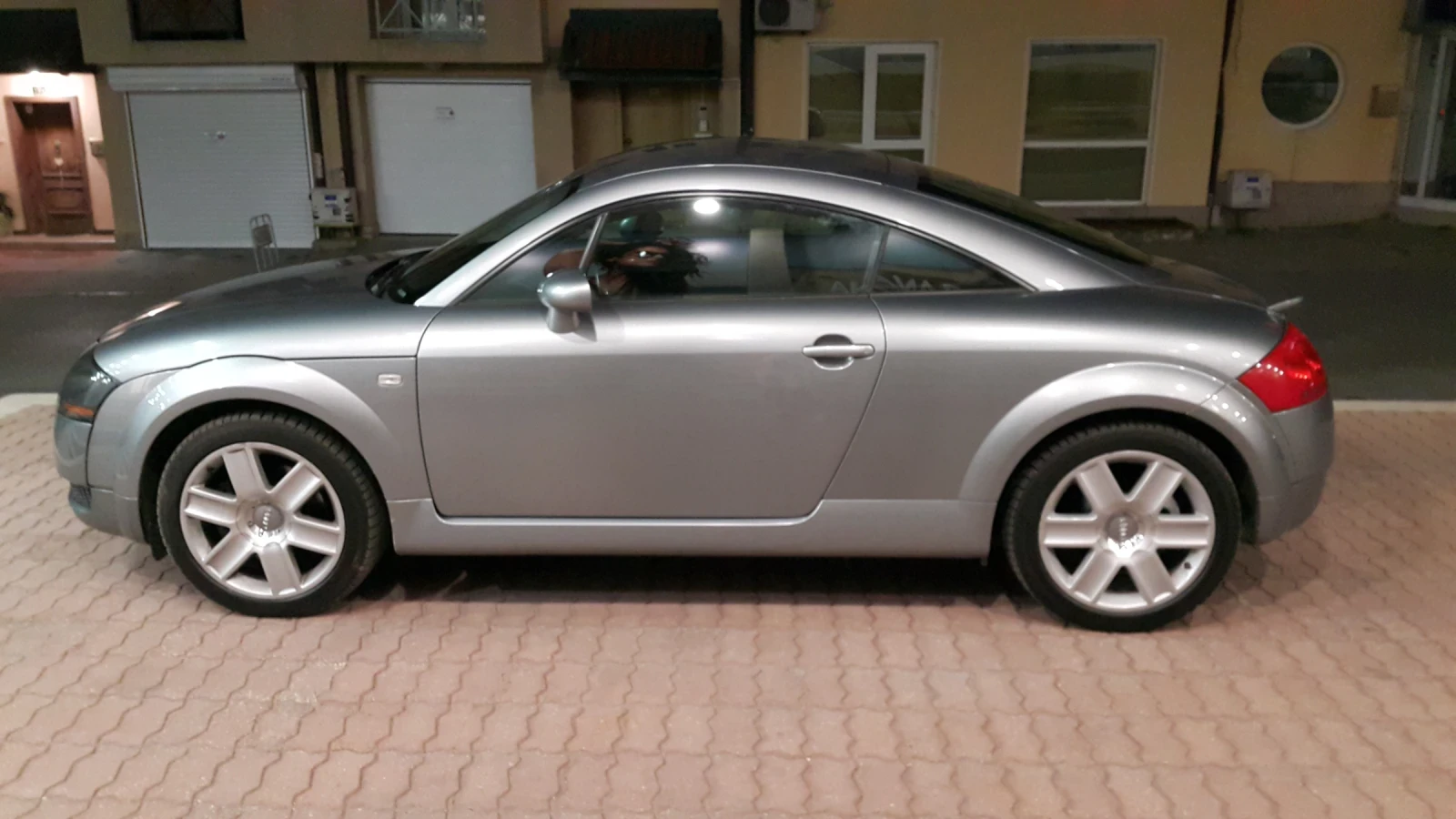Audi Tt 1.8Т 4х4, BAM, 225 к.с., снимка 2 - Автомобили и джипове - 53933077