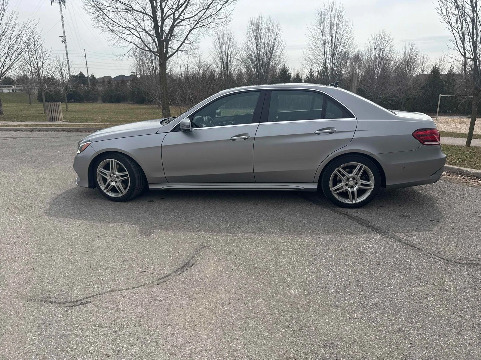 Mercedes-Benz E 350 С РЕГИСТРАЦИЯ & АВТО КРЕДИТ, снимка 3 - Автомобили и джипове - 54039218