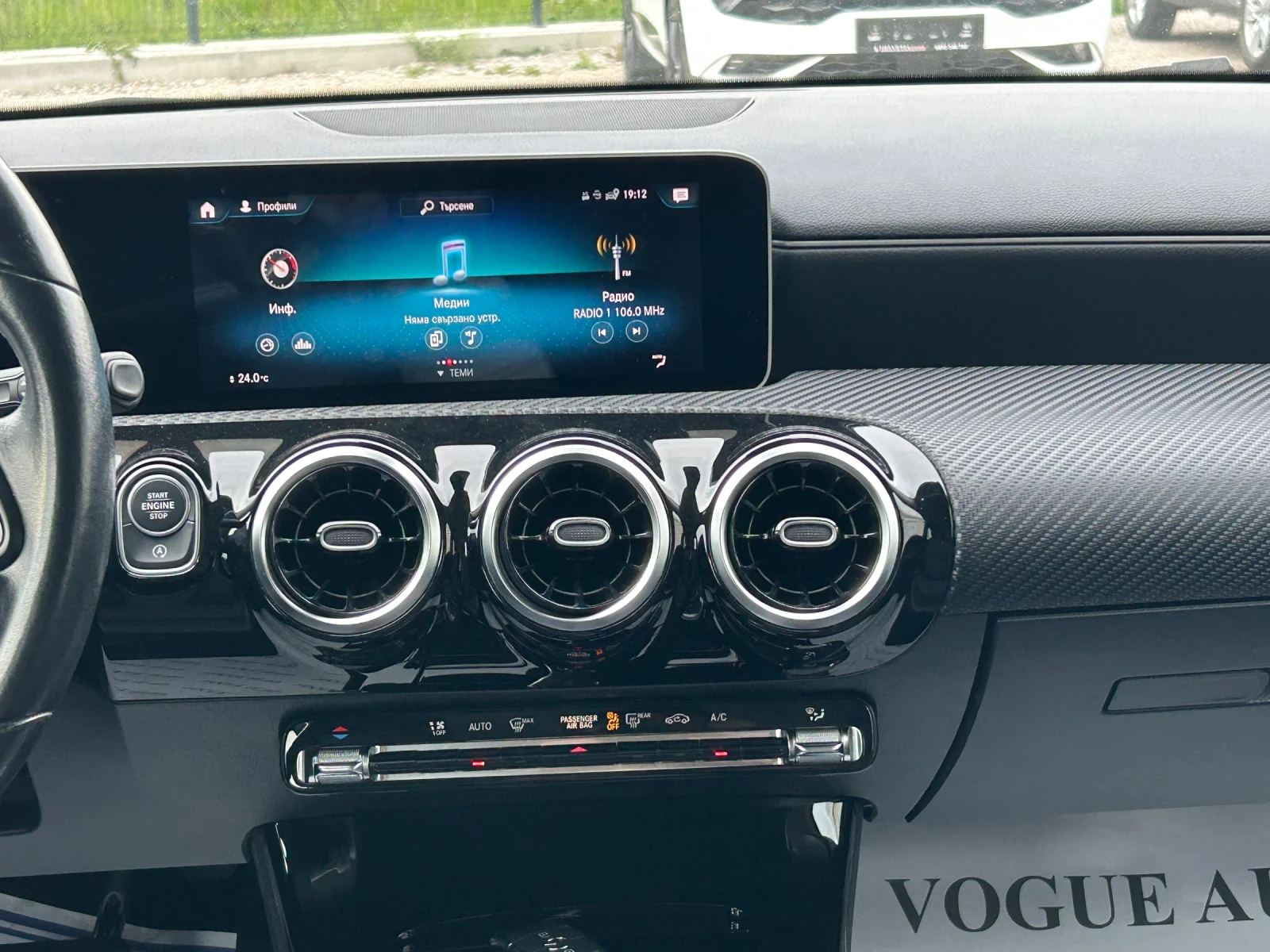 Mercedes-Benz A 180 * * * 73 000KM* * * , снимка 10 - Автомобили и джипове - 54360531