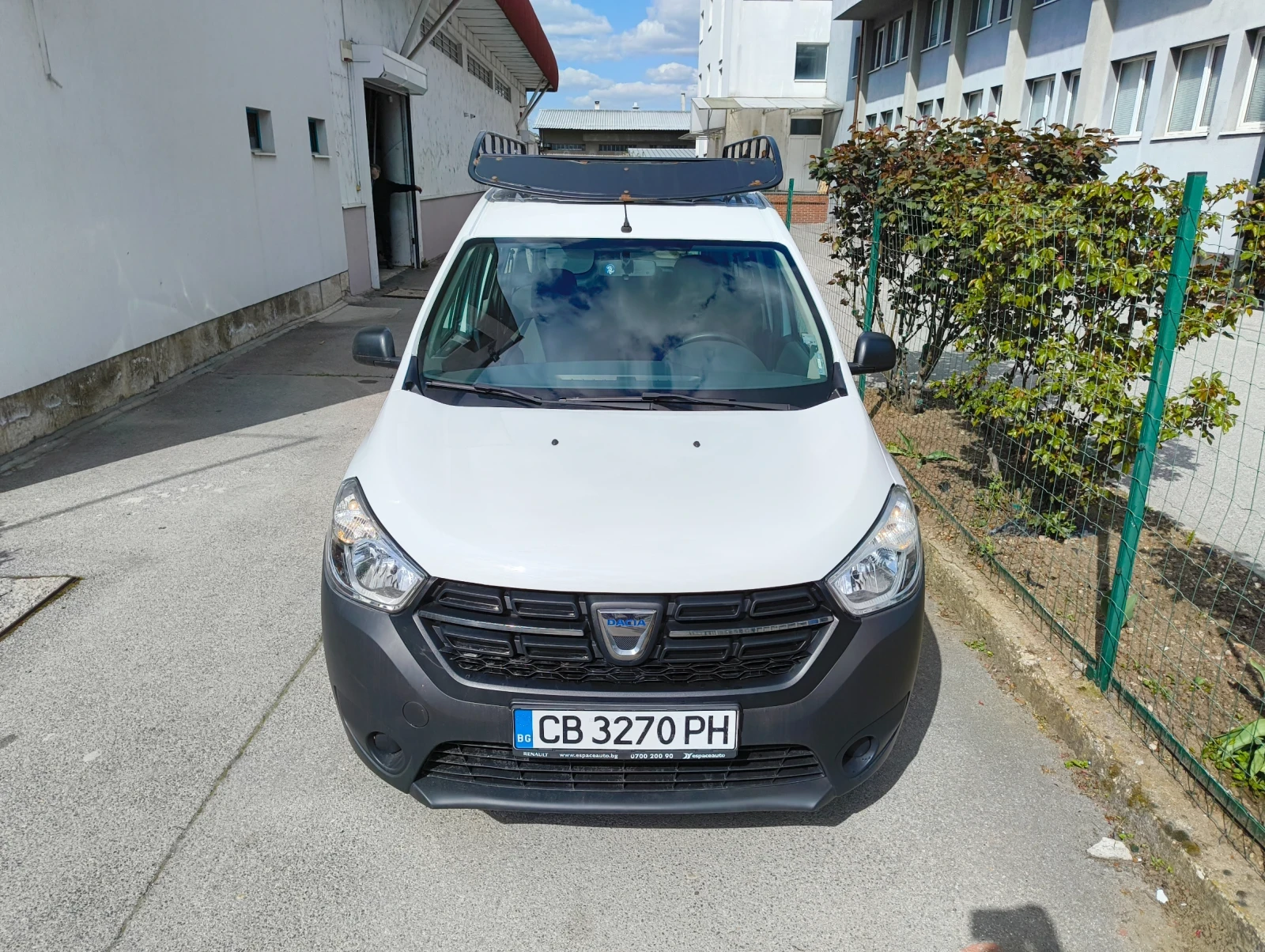 Dacia Dokker, снимка 10 - Автомобили и джипове - 54365172