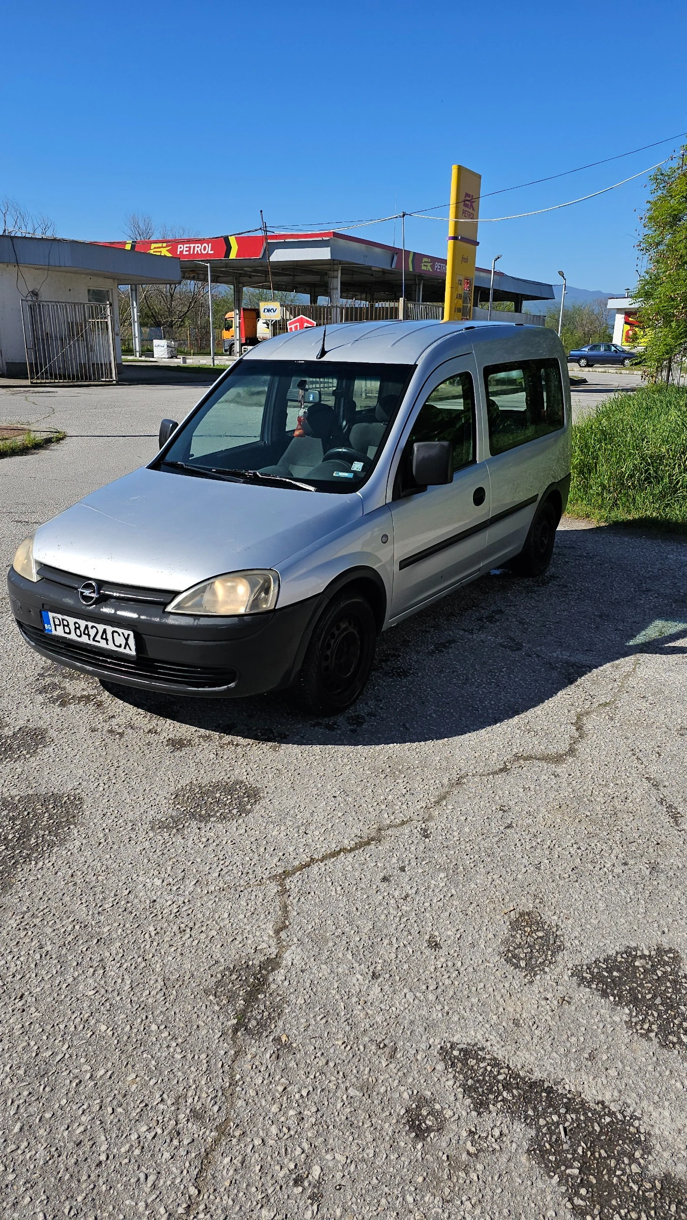 Opel Combo Фабричен Метан, снимка 3 - Автомобили и джипове - 54396146
