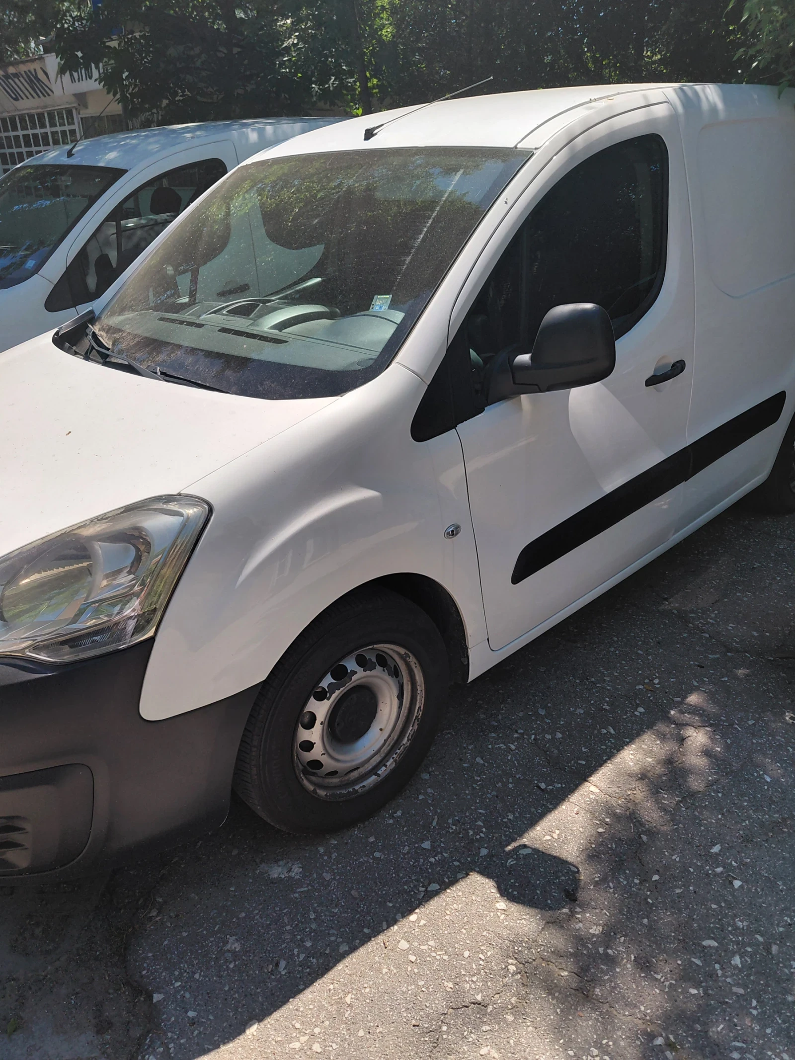 Peugeot Partner 1.6 НDI , снимка 3 - Автомобили и джипове - 55020919