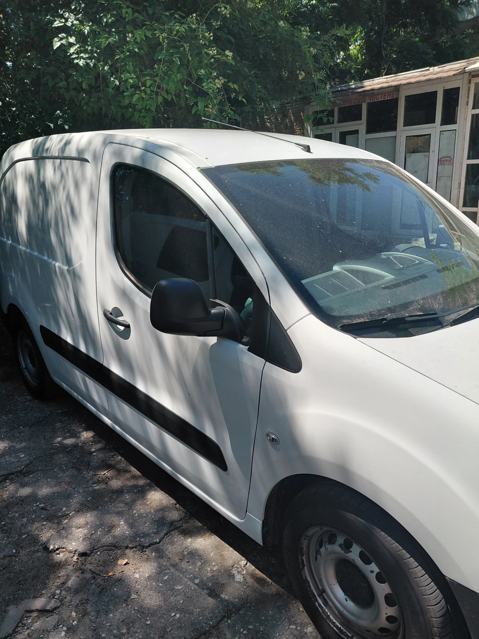 Peugeot Partner 1.6 НDI , снимка 5 - Автомобили и джипове - 55020919