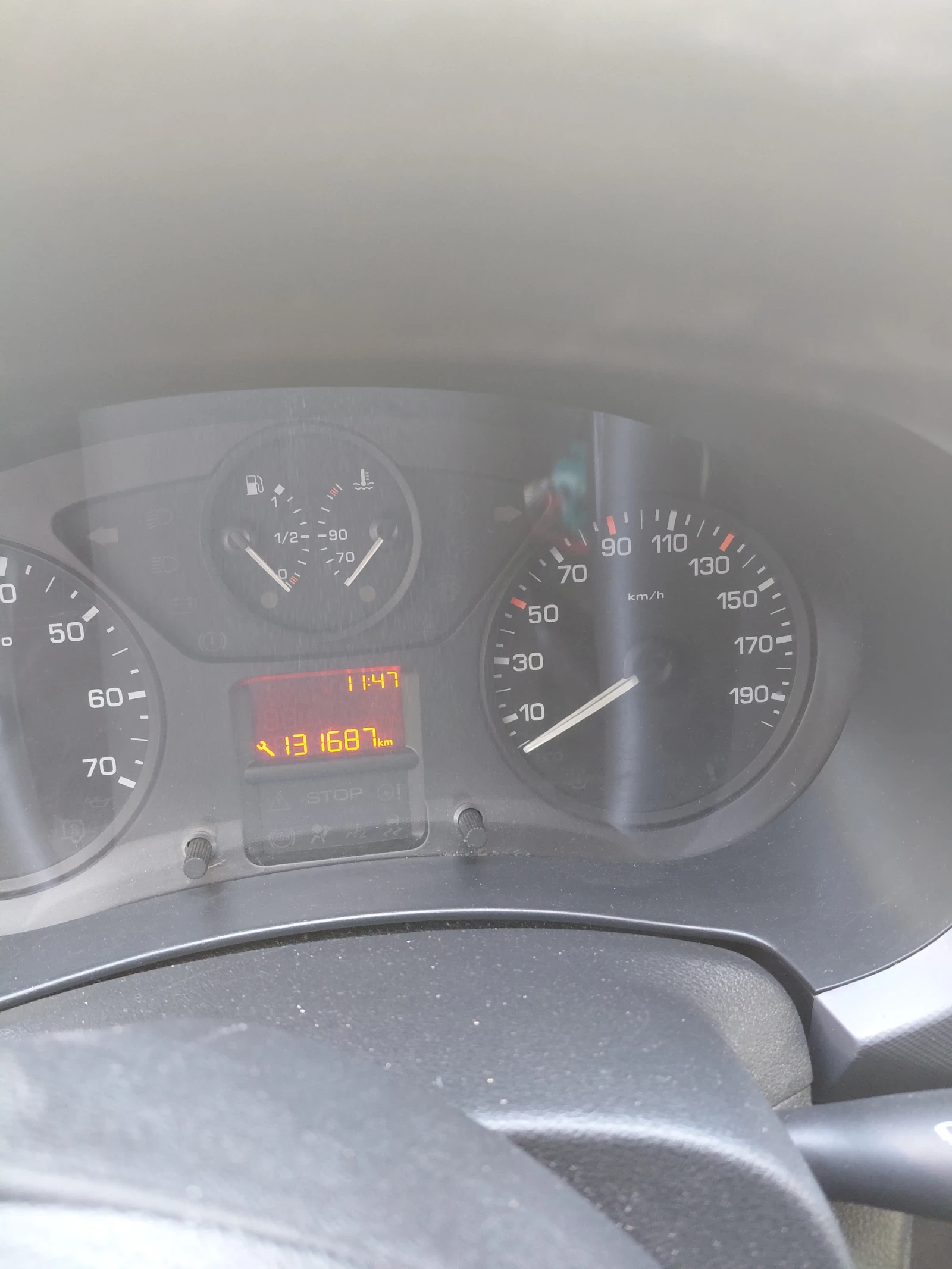 Peugeot Partner 1.6 НDI , снимка 7 - Автомобили и джипове - 55020919