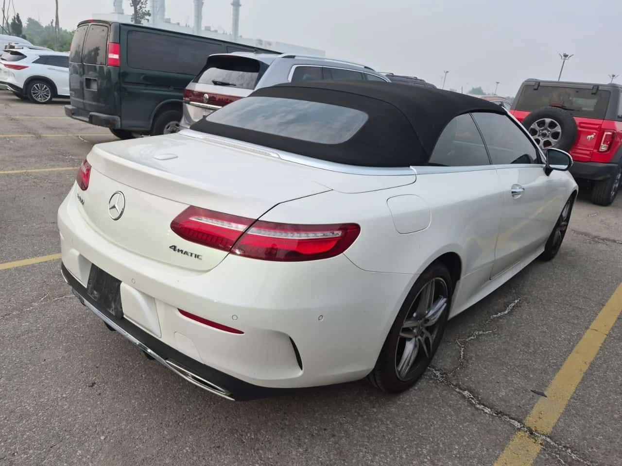 Mercedes-Benz E 400 АМГ ПАКЕТ/CARFAX/ДИСТРОНИК/ПОДГРЕВ/ОБДУХ/2 КЛЮЧА, снимка 3 - Автомобили и джипове - 55317887