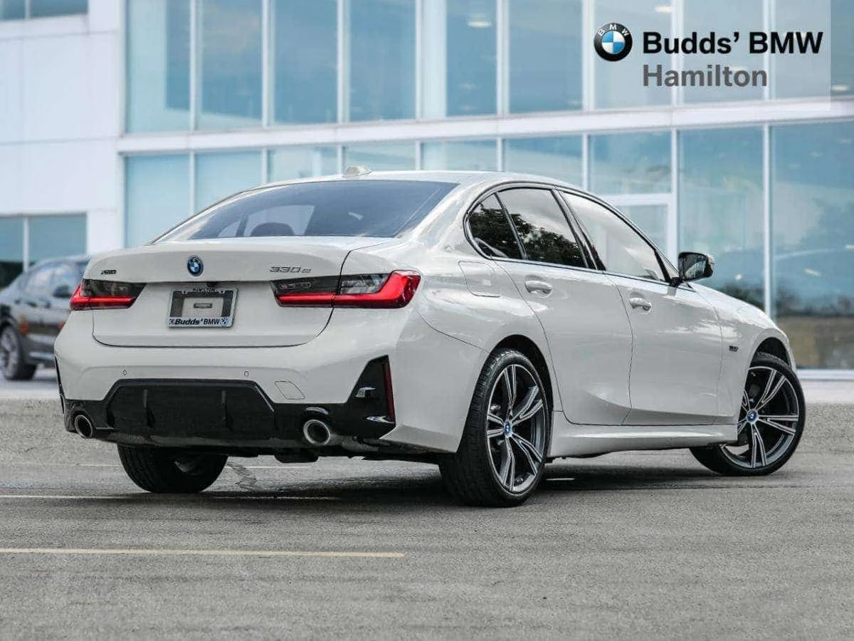 BMW 330 330e xDrive  CARFAX, снимка 2 - Автомобили и джипове - 55380577